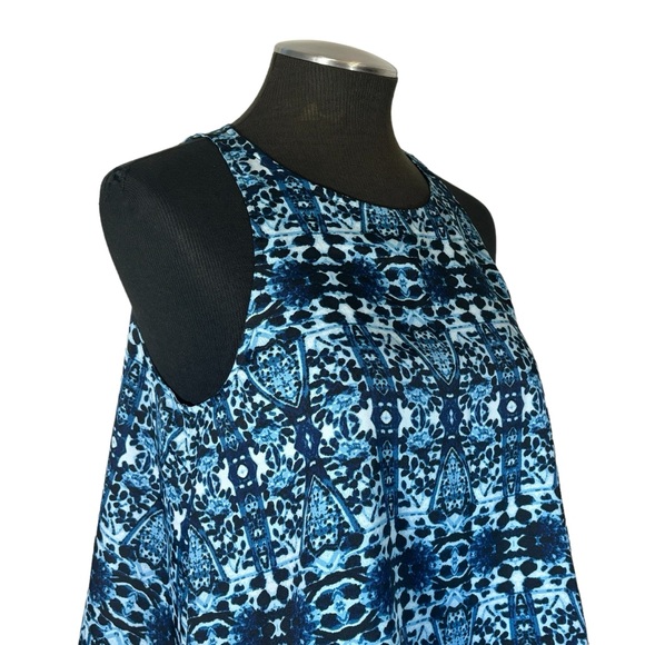 Abercrombie & Fitch - Sleeveless Tiered Print Cropped Top – Small - Picture 3 of 9